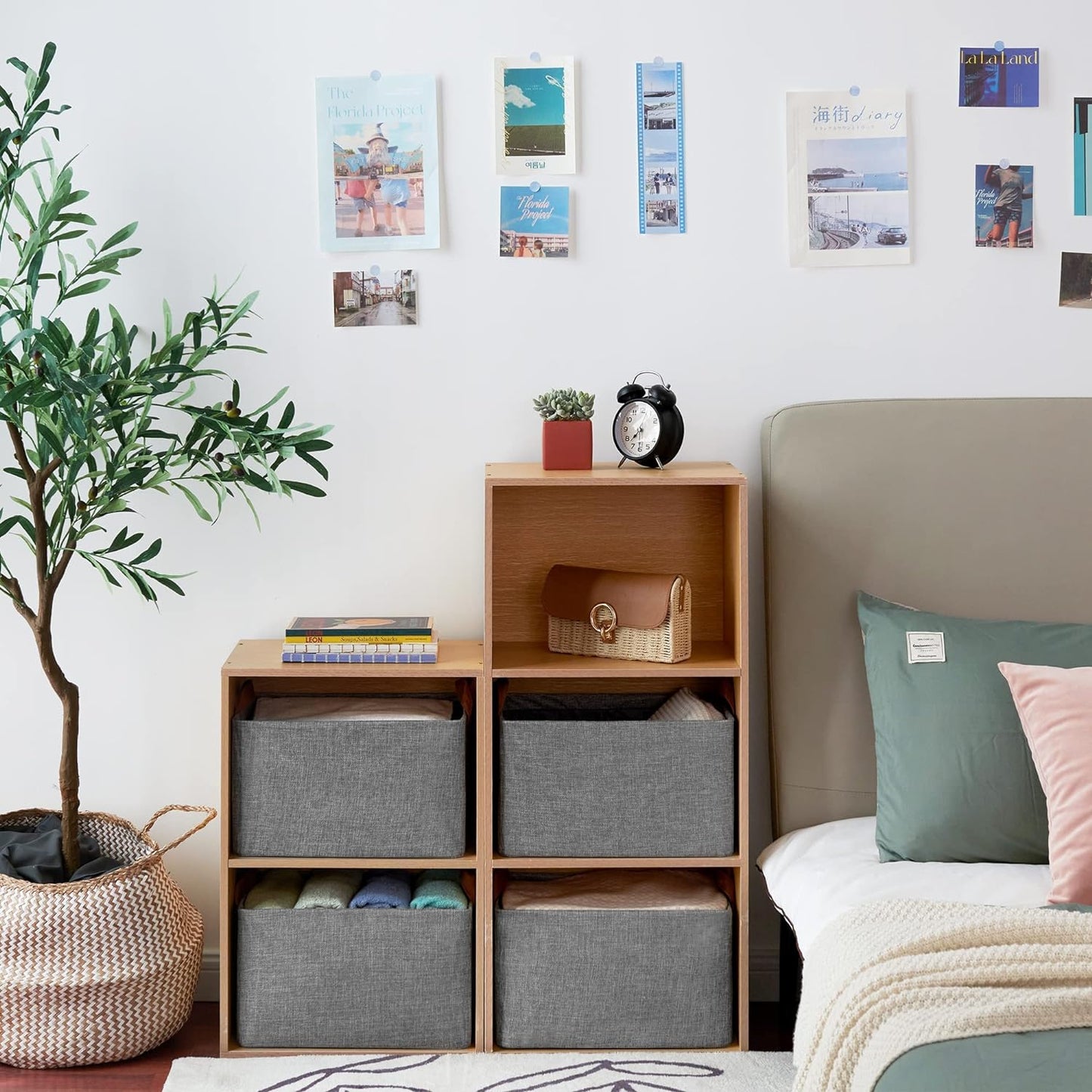 SpaceSaver - Foldable Clothes Storage Organizer